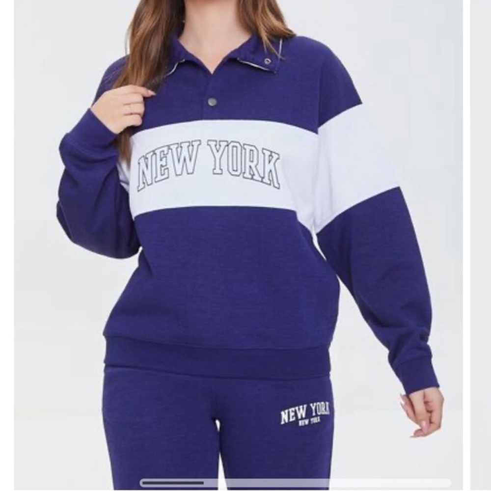 Forever 21 Women’s Colorblock New York Graphic Pullover Sweater Blue Size XS